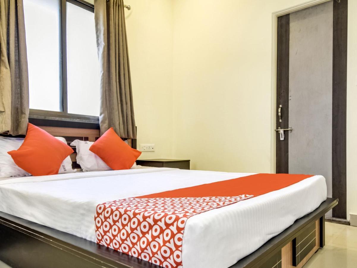 Oyo 74116 Hotel Feel Good Puri Buitenkant foto